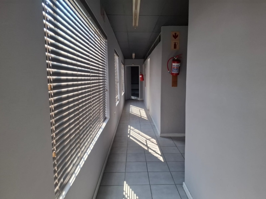 To Let Commercial Property for Rent in Oos Einde Free State